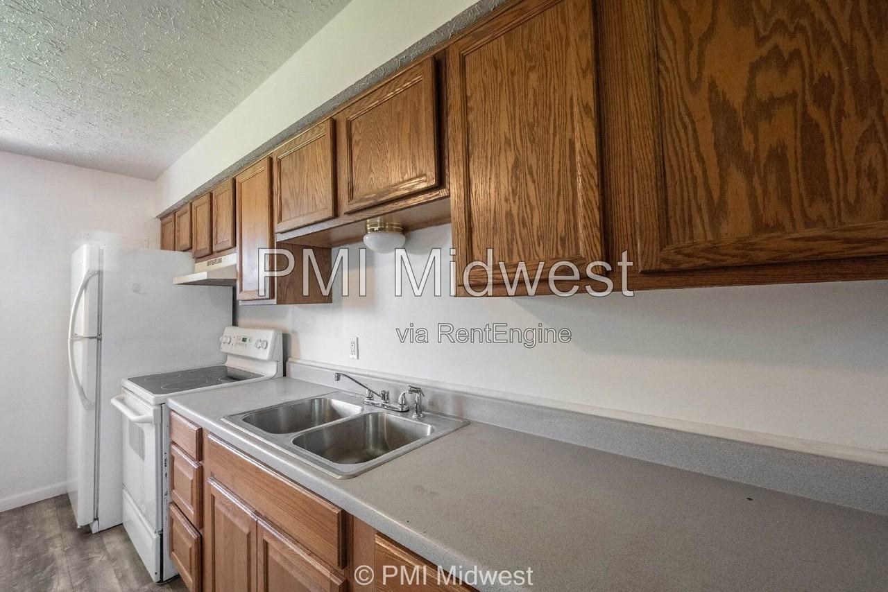 570 W Us Highway 52 #1B - Photo 6 of 19