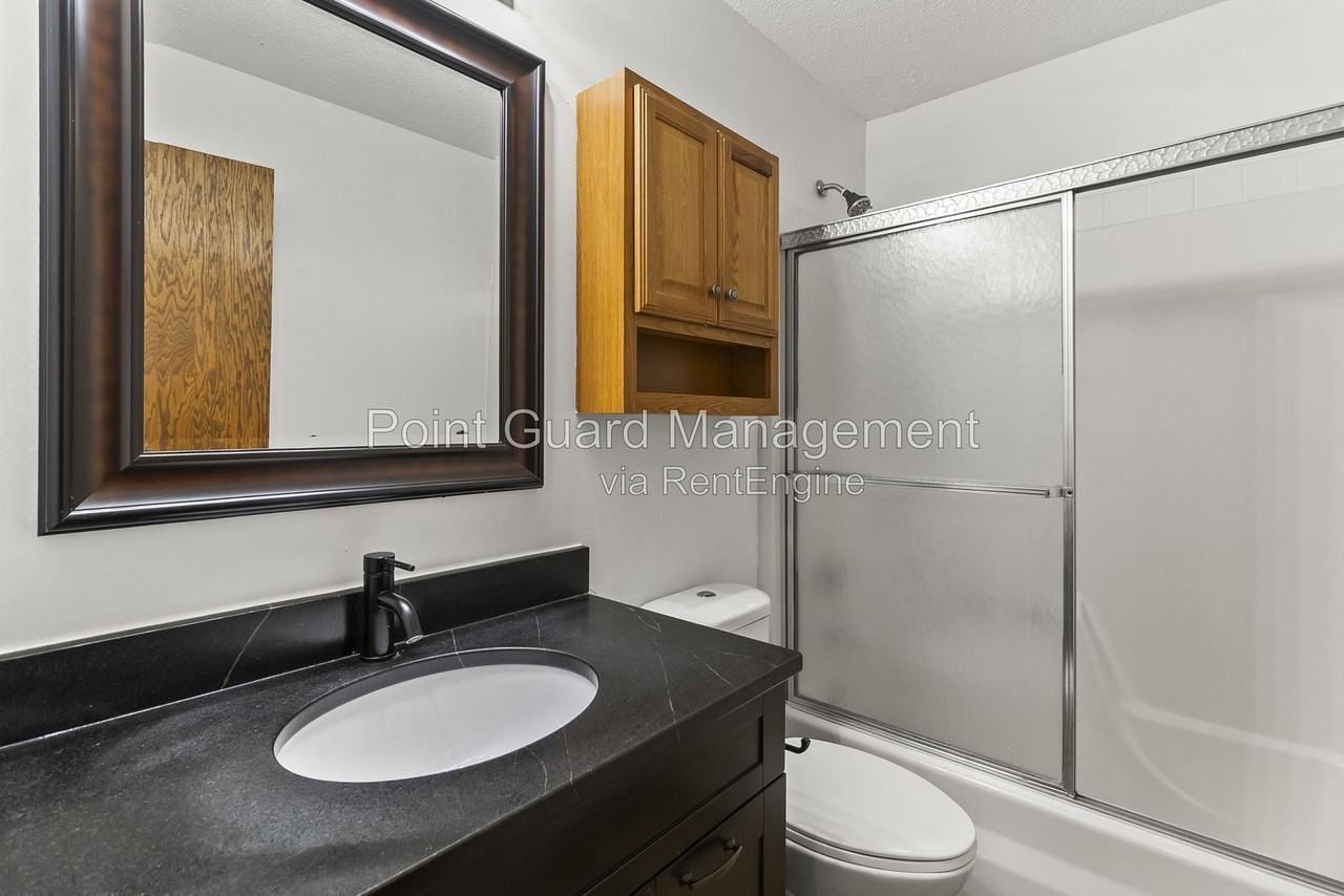 117 E Twin Oaks Rd #117-56 - Photo 5 of 18