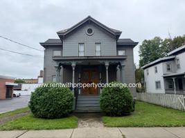 featured image of 13 Lincoln Ave #2
