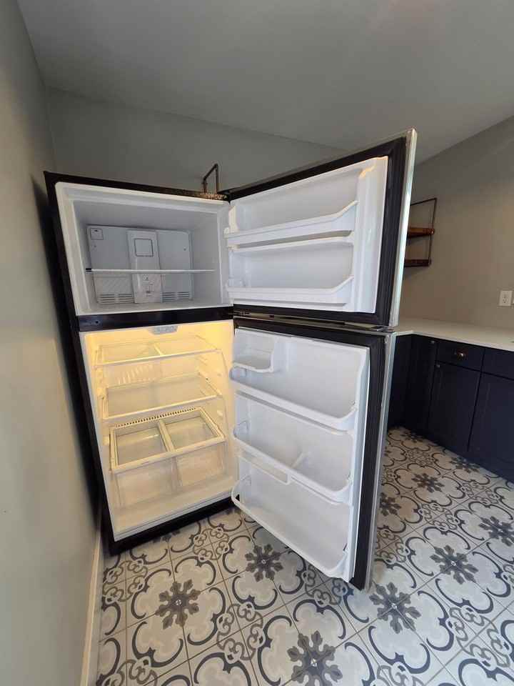 709 N Arizona Ave - Photo 7 of 37