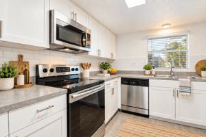 featured image of 2045 E Bay Dr