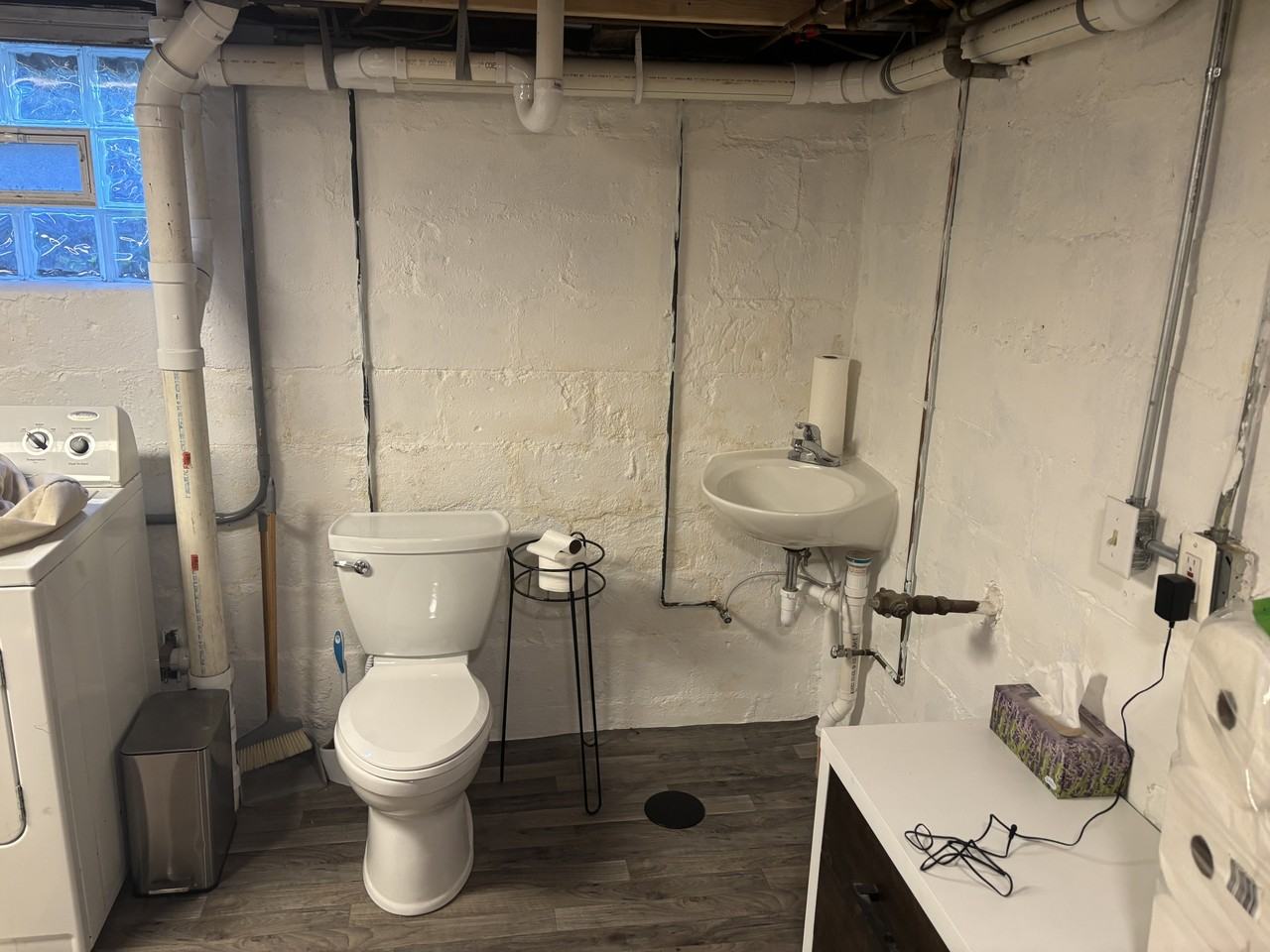 215 Linden St - Photo 6 of 20