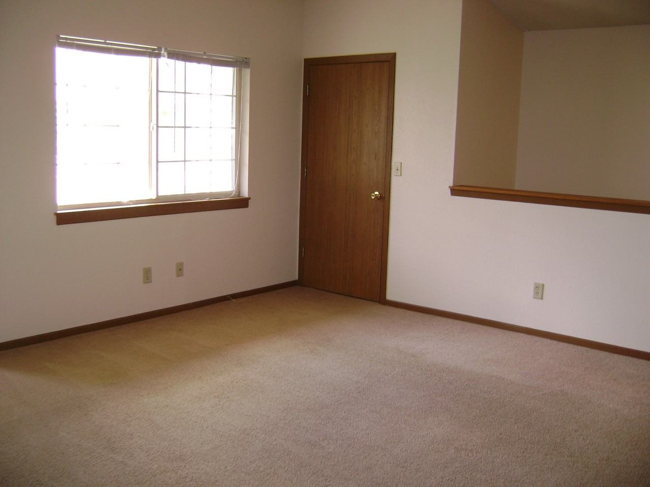 2026 S. Cliff #D - Photo 5 of 10