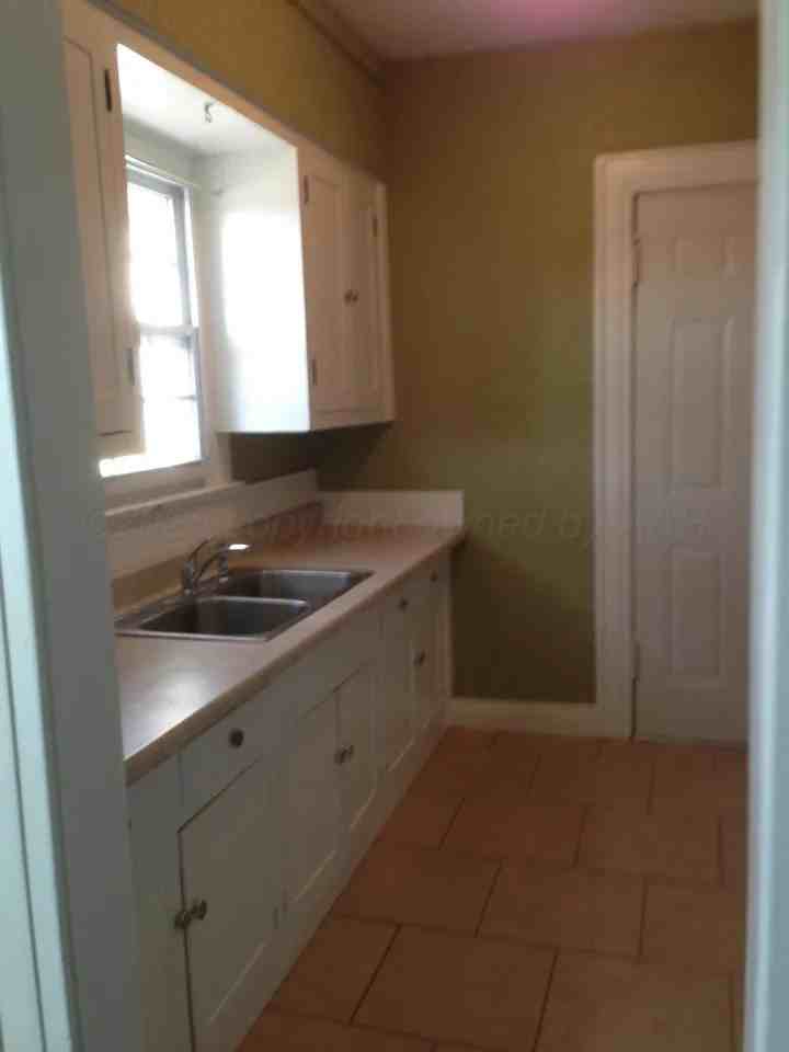 1403 S Hughes St #4TOPLEFT - Photo 2 of 3