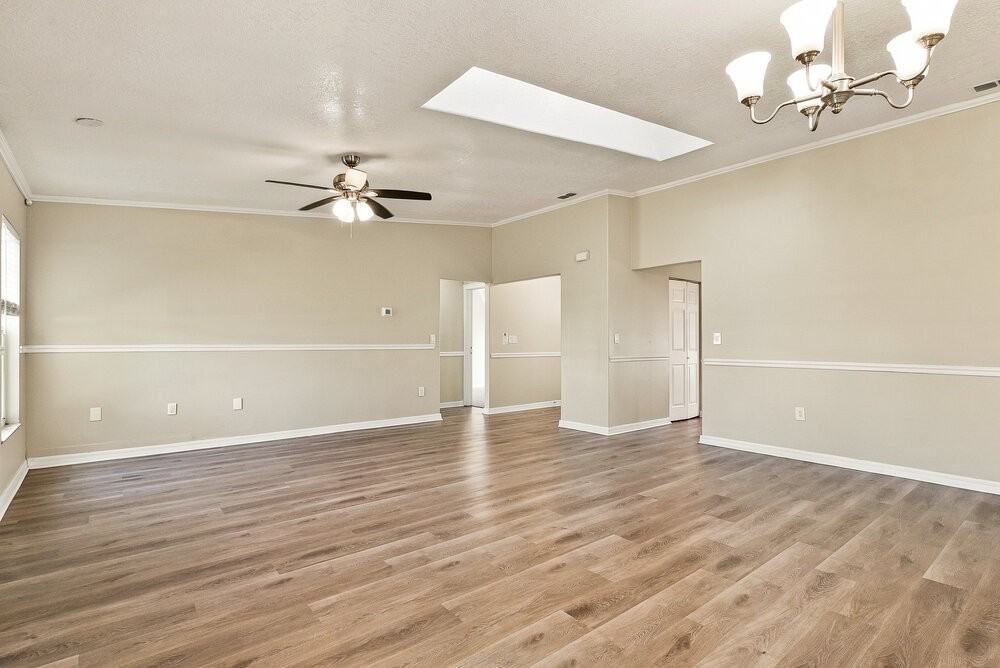 619 Heraldo Ct - Photo 4 of 16