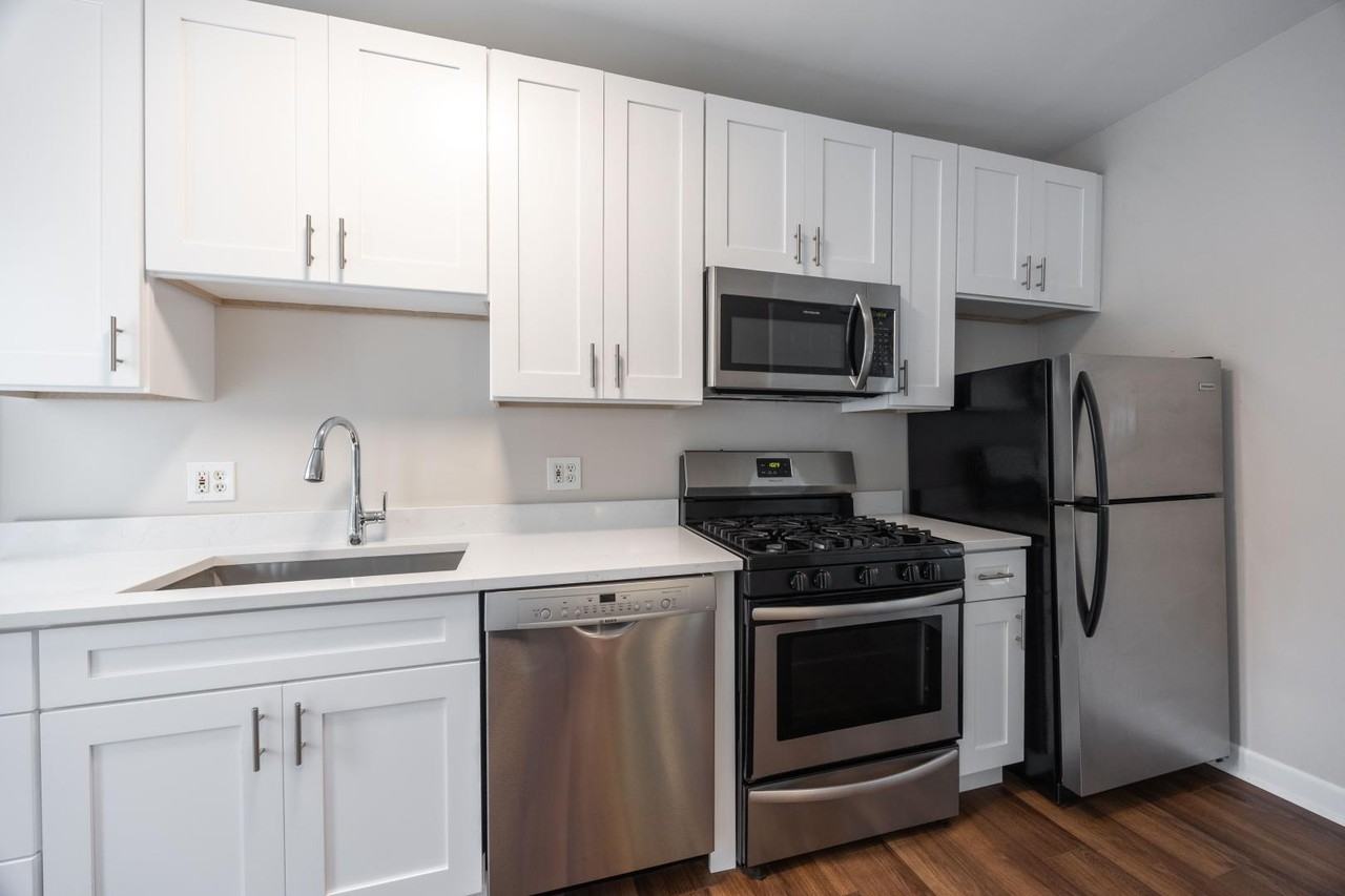 1227 W Jarvis Ave #1 - Photo 3 of 25
