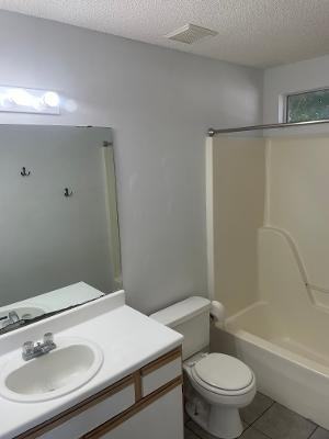 308 Olympia Ct #308 - Photo 4 of 8
