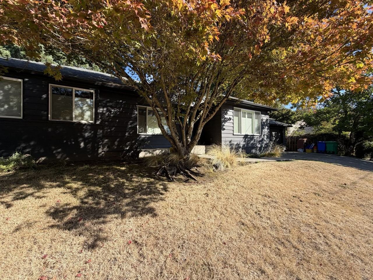 4923 Sw Lowell St - Photo 2 of 50