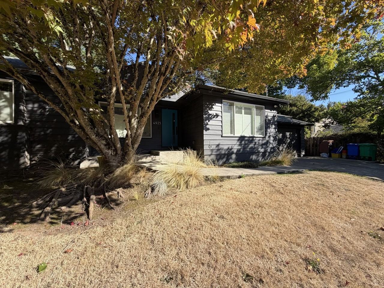 4923 Sw Lowell St - Photo 3 of 50