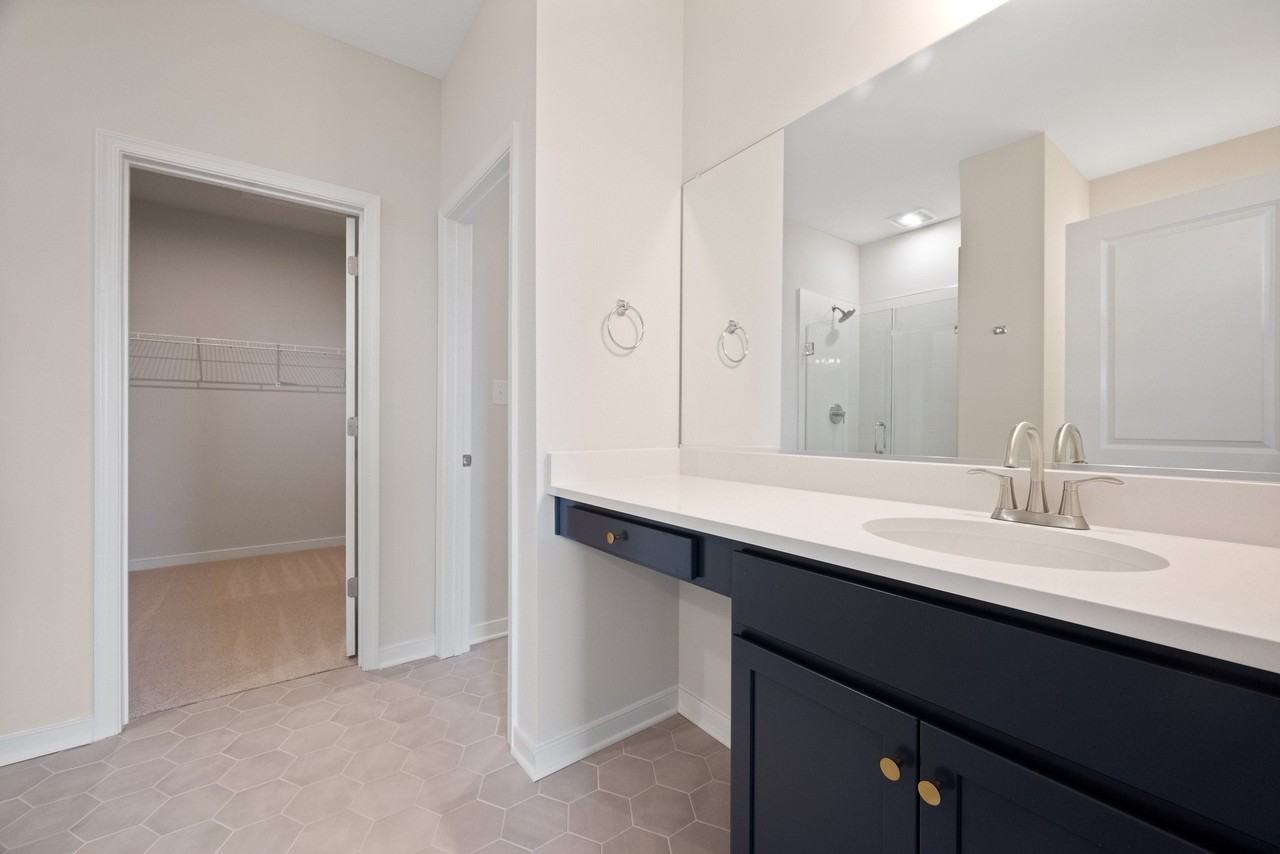 3406 Carlton St #4A - Photo 4 of 15