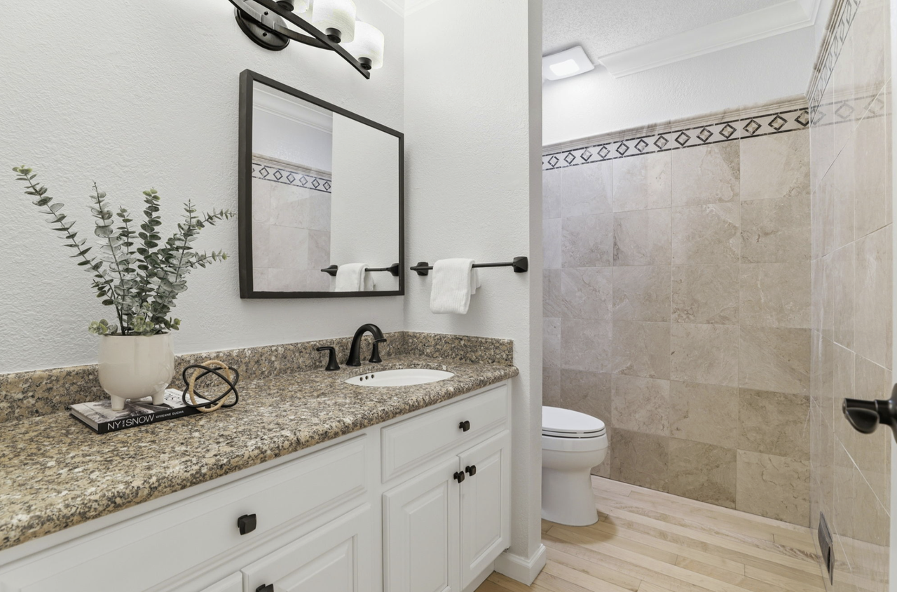 552 Manet Ter - Photo 3 of 5