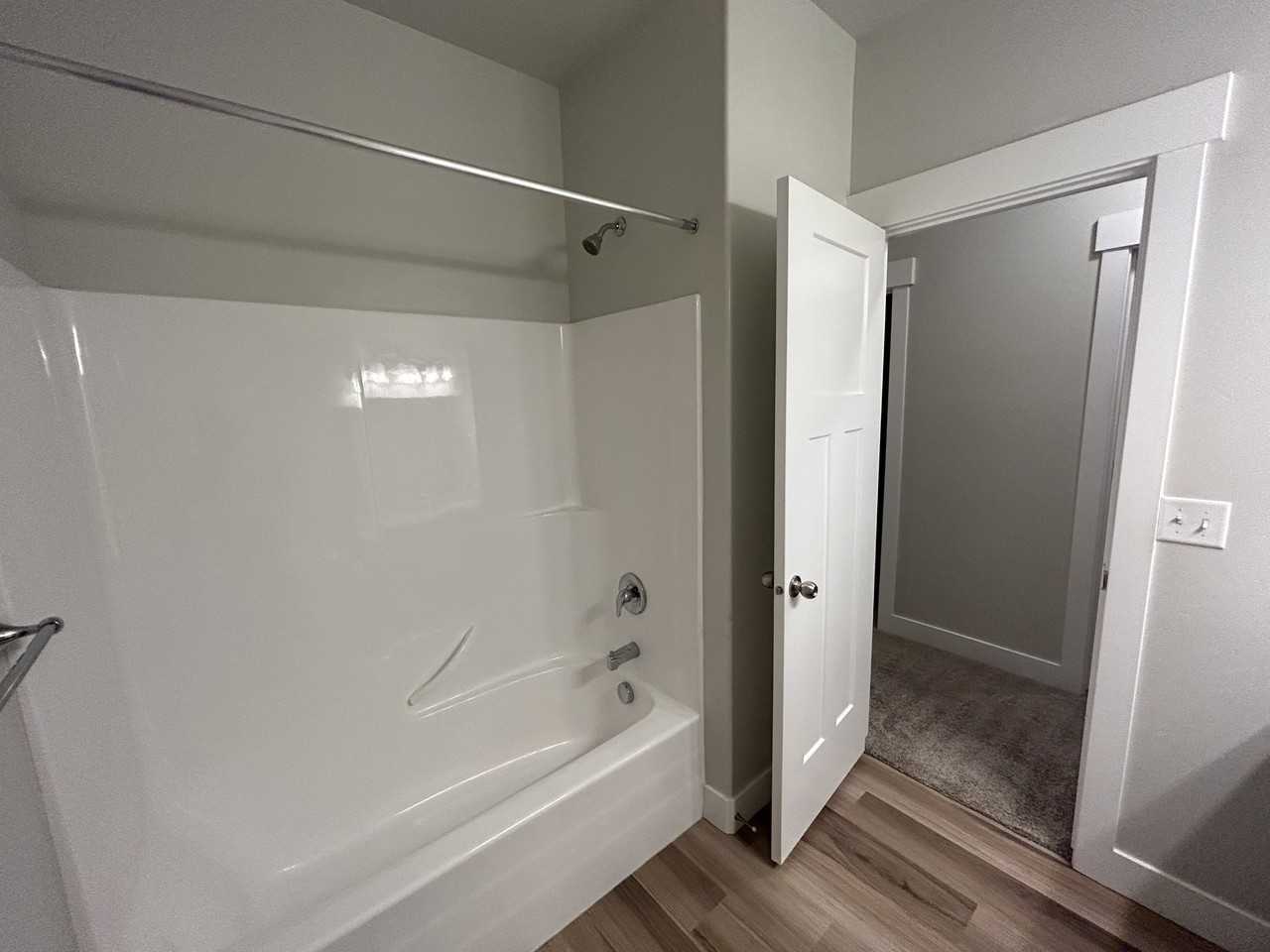 628 N Sun Peak Dr - Photo 5 of 32