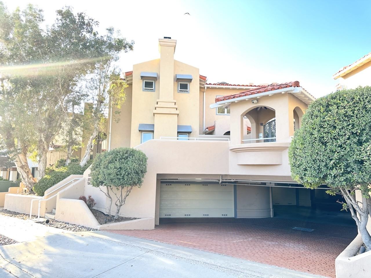 520 Marine Street - Photo 4 of 19