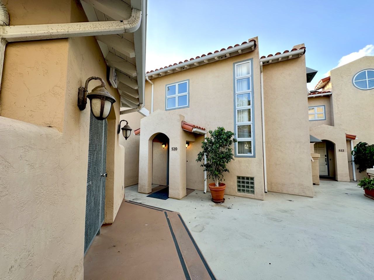 520 Marine Street - Photo 6 of 19