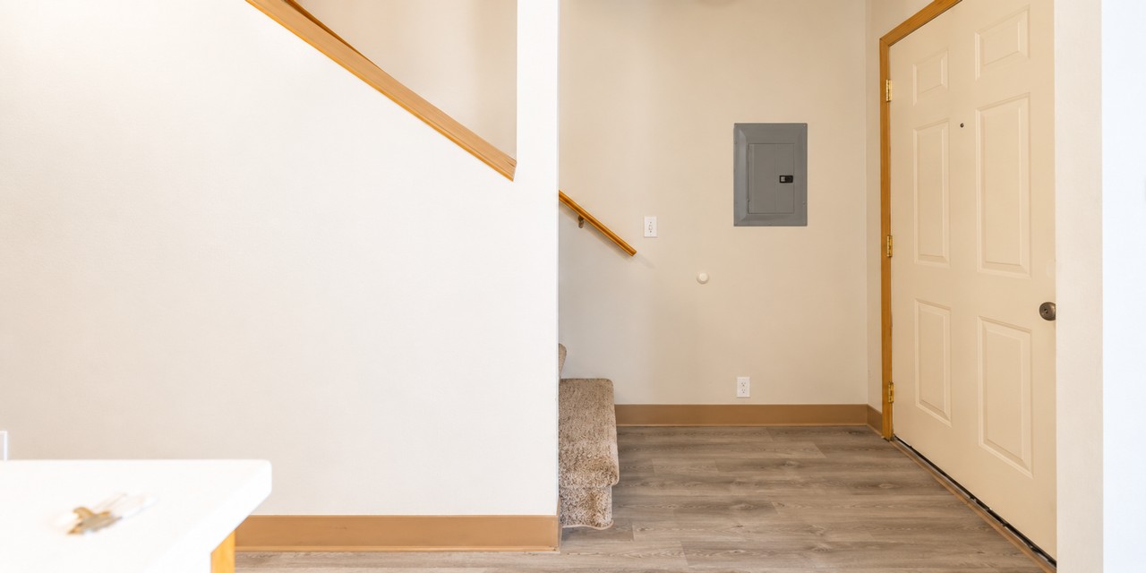 18304 Se Abernethy Ln - Photo 3 of 14