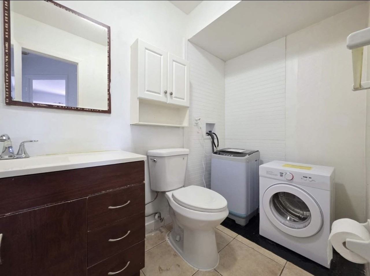 20 Tappen Ct #1 - Photo 4 of 7