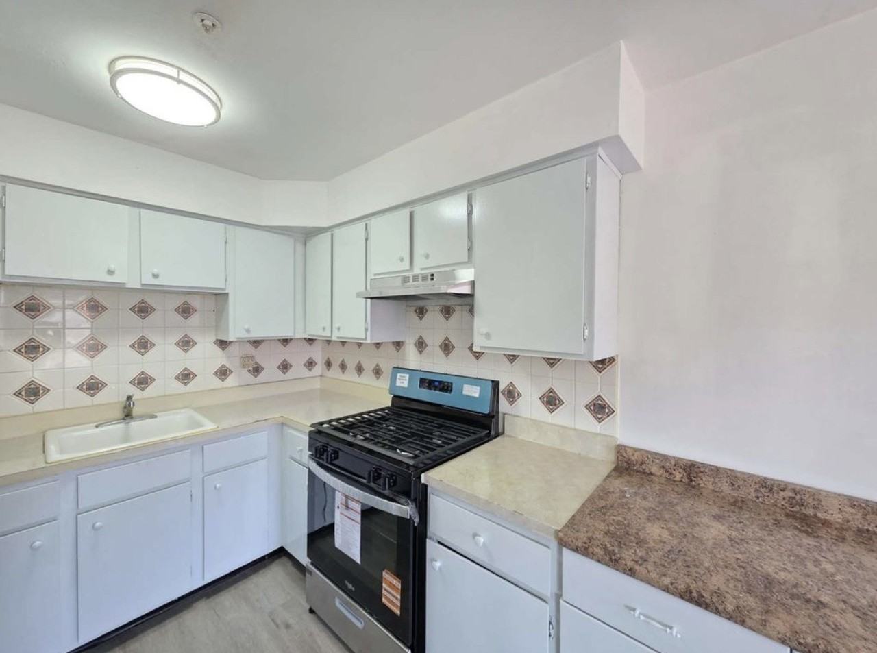 20 Tappen Ct #1 - Photo 7 of 7