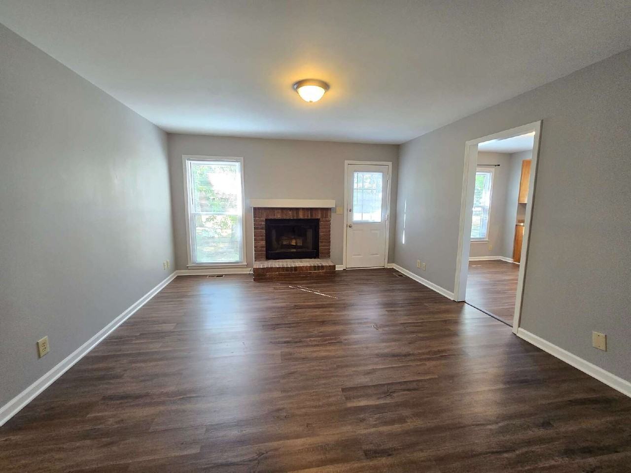 204 Centennial Dr - Photo 6 of 20