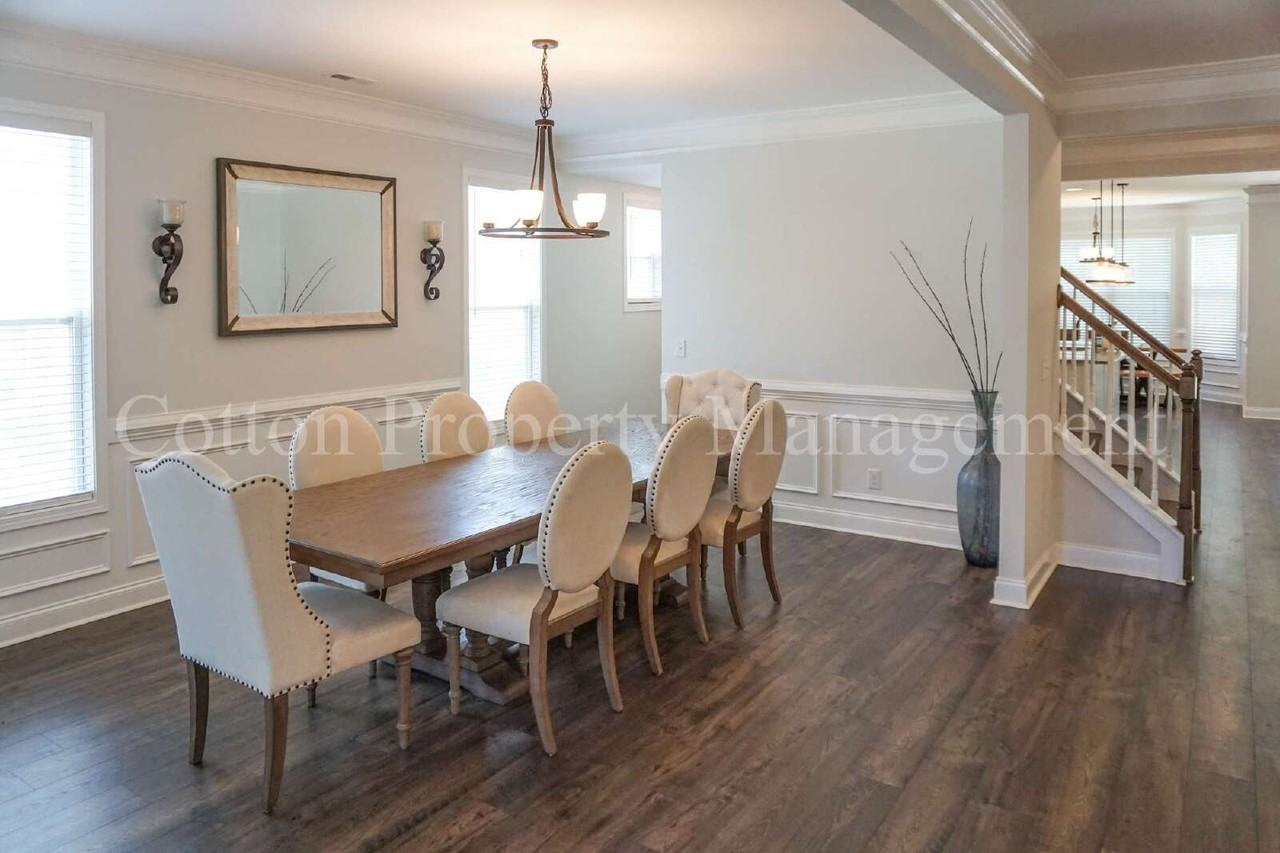 1509 Gatlin Way - Photo 6 of 35