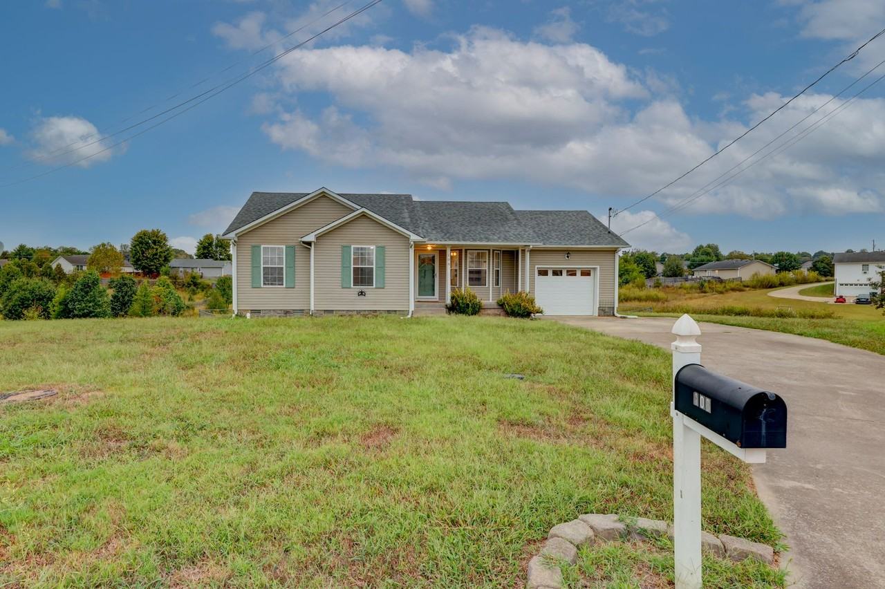 108 Josephines Ct - Photo 2 of 28