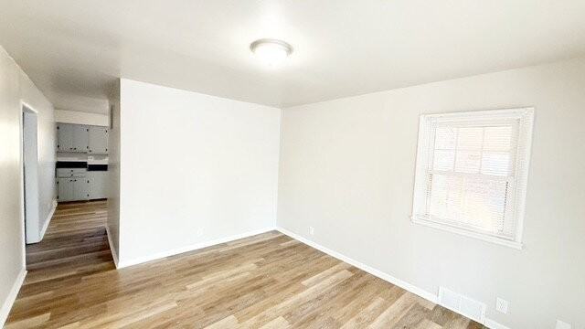 2612 Walker Ave - Photo 3 of 12