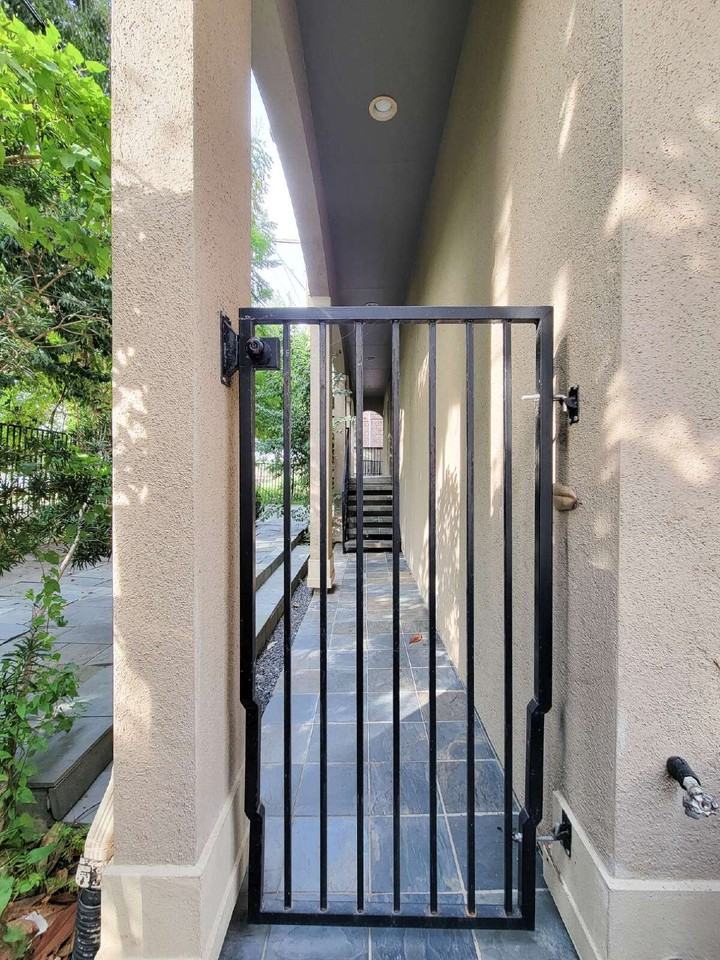 6830 Staffordshire Blvd - Photo 3 of 50