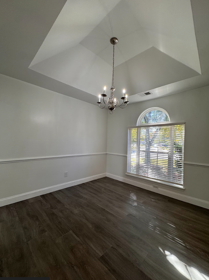 115 Crossview Dr - Photo 4 of 22