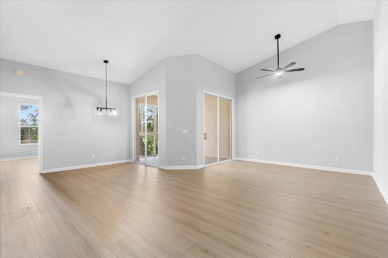 1109 Royal Troon Ln - Photo 3 of 30