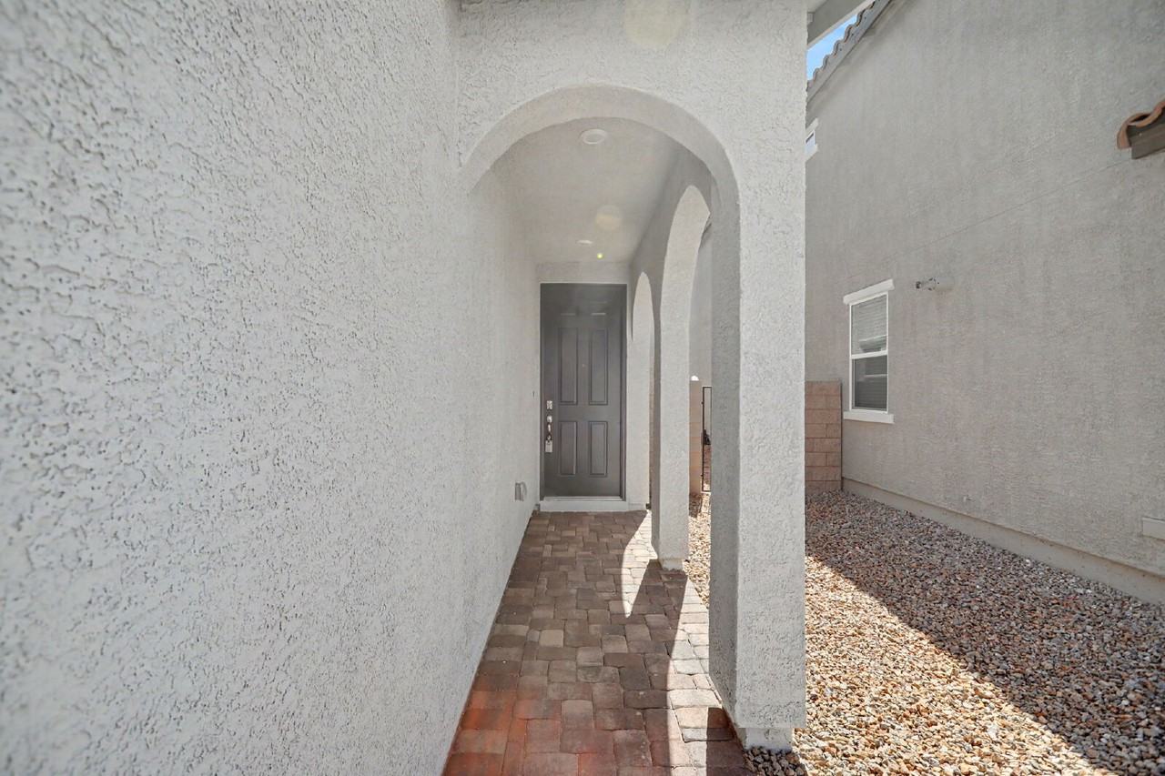 3765 Tijeras Ave - Photo 3 of 47