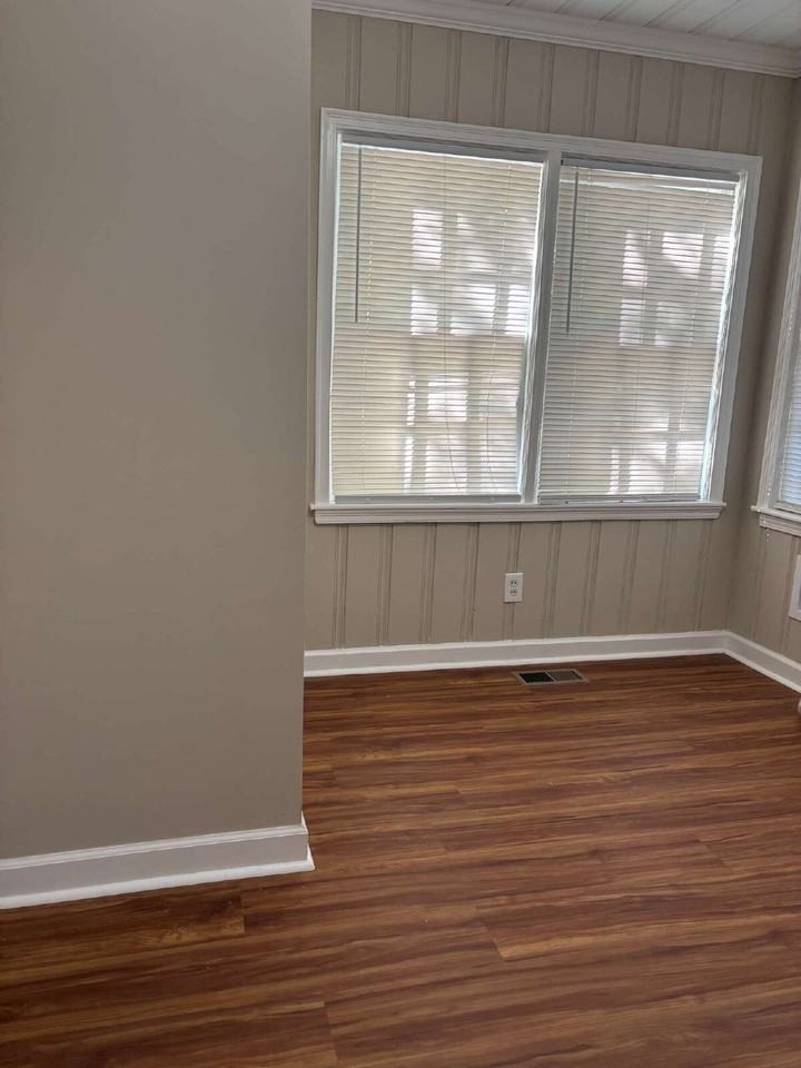 2757 Steele St - Photo 5 of 20