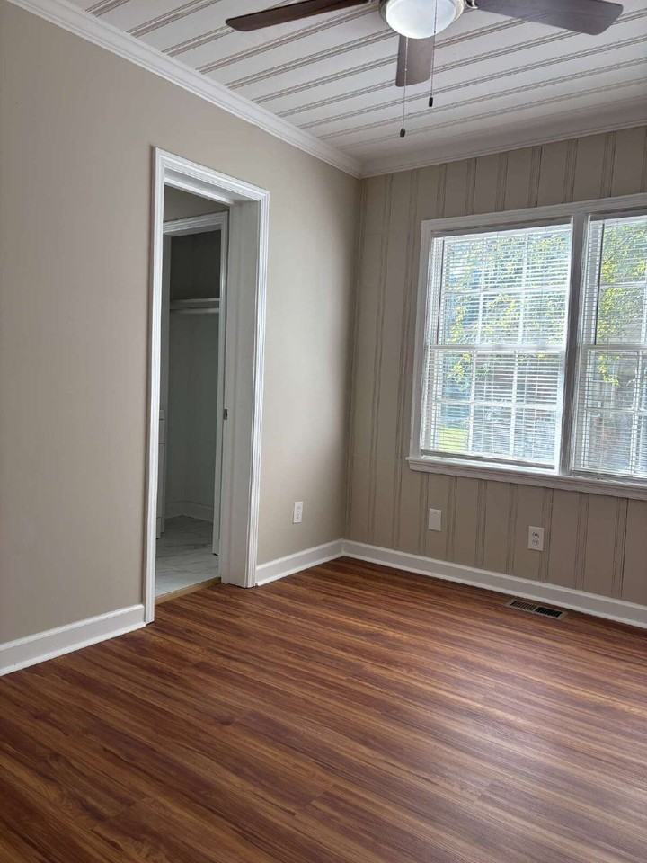 2757 Steele St - Photo 6 of 20