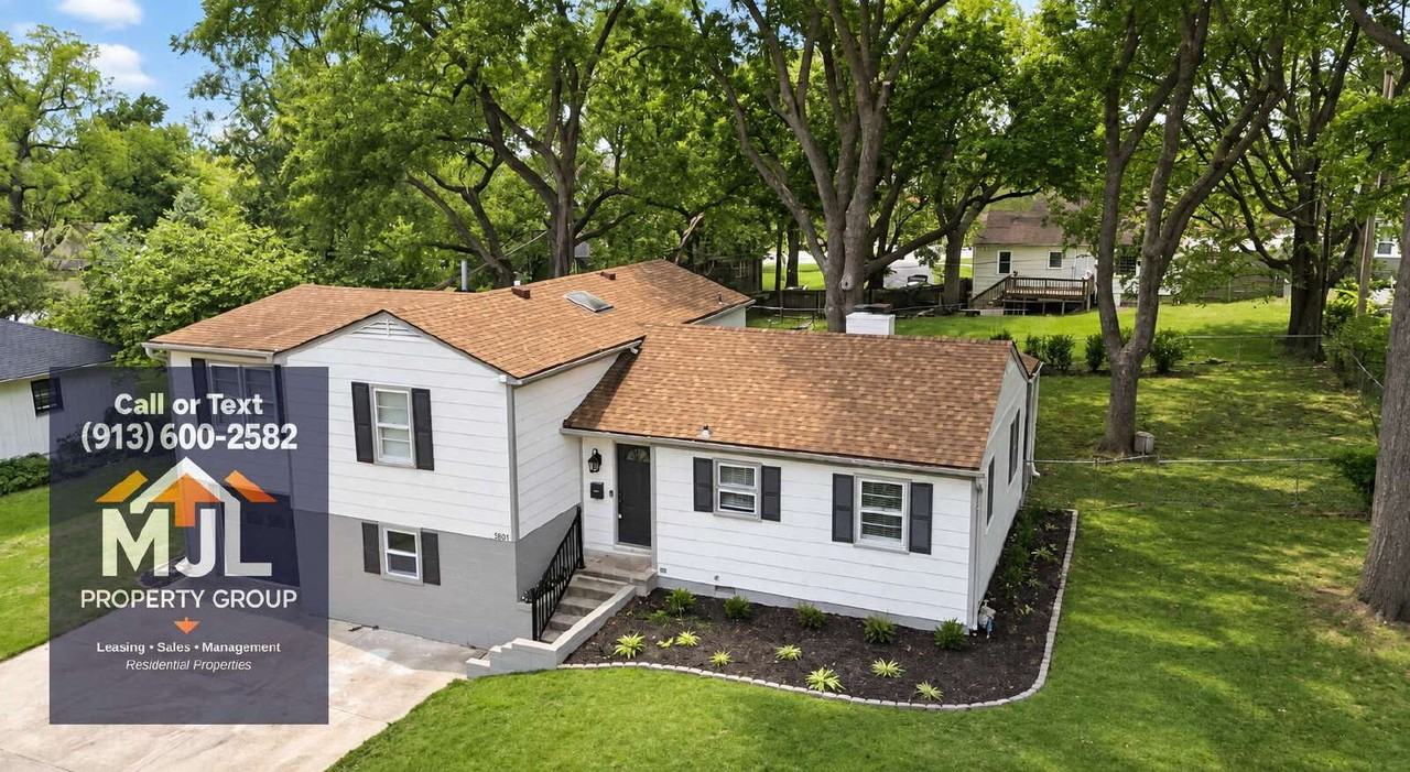 5808 Mackey St - Photo 3 of 31