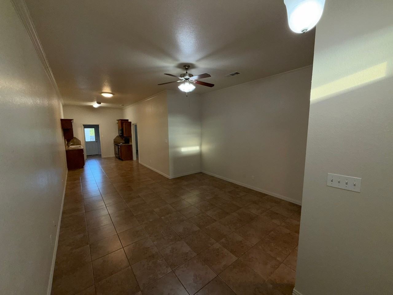 8363 Saddle Brook Dr - Photo 3 of 19