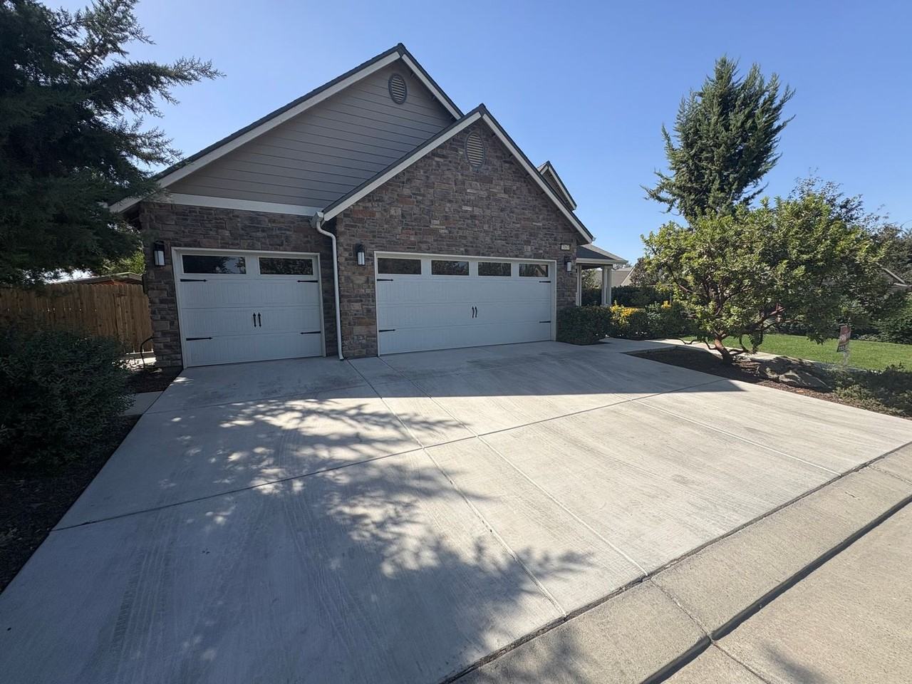 3163 Parks Ave - Photo 3 of 50