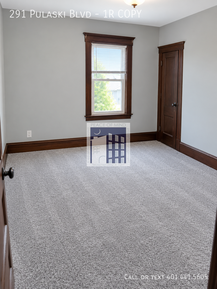 291 Pulaski Blvd #3F - Photo 6 of 7