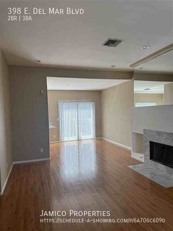 398 E Del Mar Blvd - Photo 3 of 23