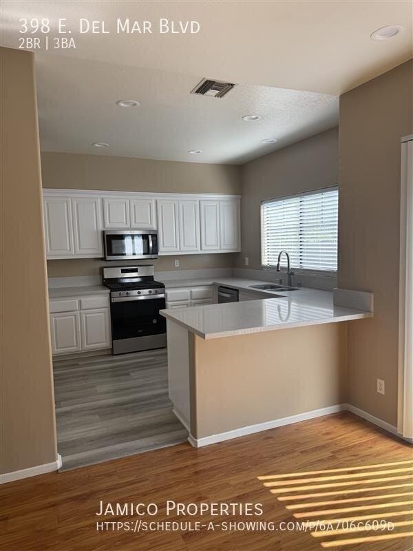 398 E Del Mar Blvd - Photo 4 of 23
