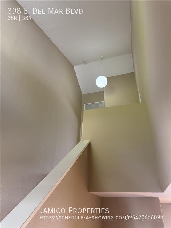 398 E Del Mar Blvd - Photo 5 of 23