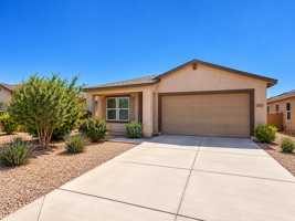 featured image of 257 W Douglas Ave