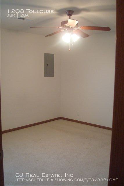 1208 Toulouse St - Photo 6 of 9
