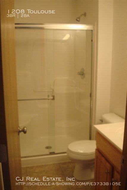 1208 Toulouse St - Photo 7 of 9