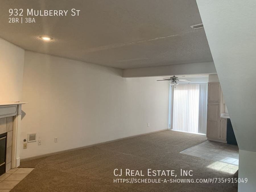 932 Mulberry St - Photo 2 of 8