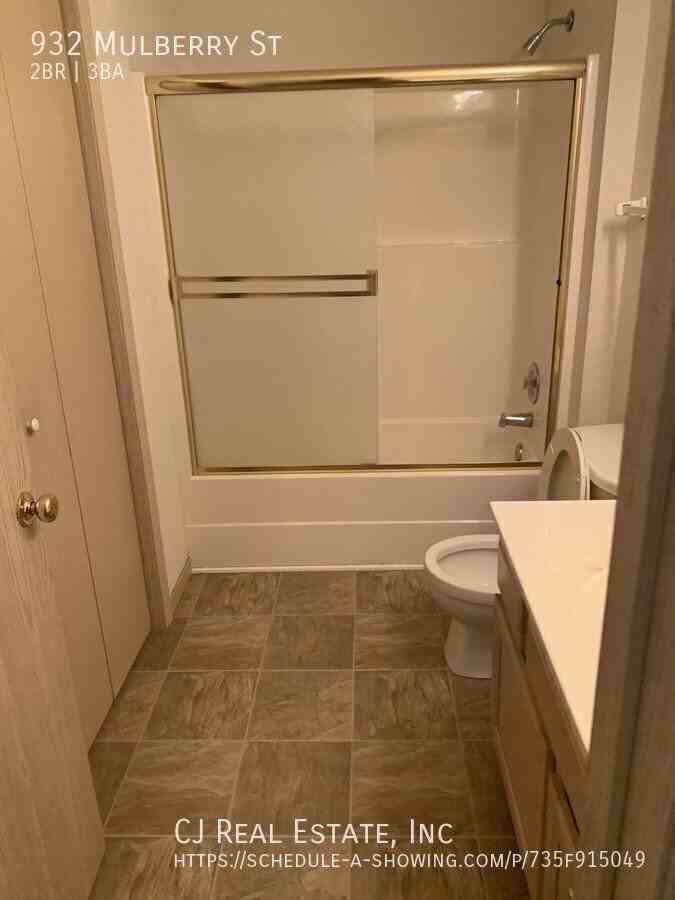 932 Mulberry St - Photo 7 of 8
