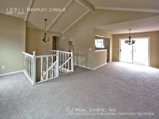 12311 Bentley Cir - Photo 4 of 8