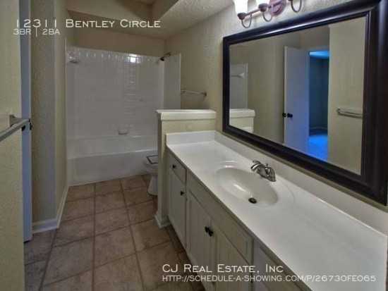 12311 Bentley Cir - Photo 7 of 8