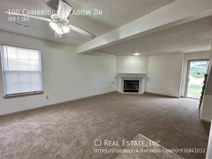 100 Cambridge Meadows Dr - Photo 3 of 9