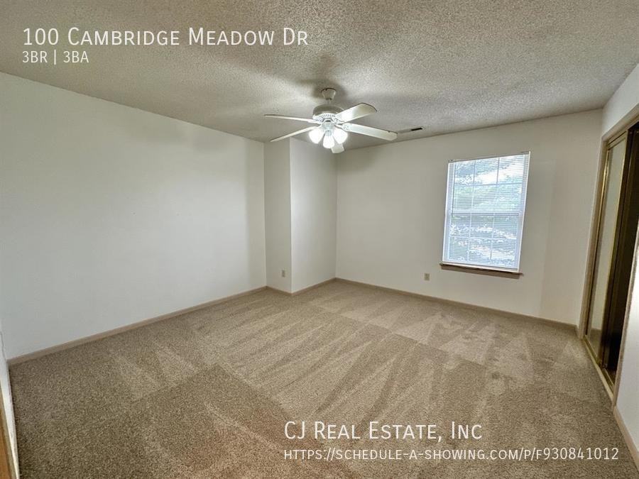 100 Cambridge Meadows Dr - Photo 4 of 9