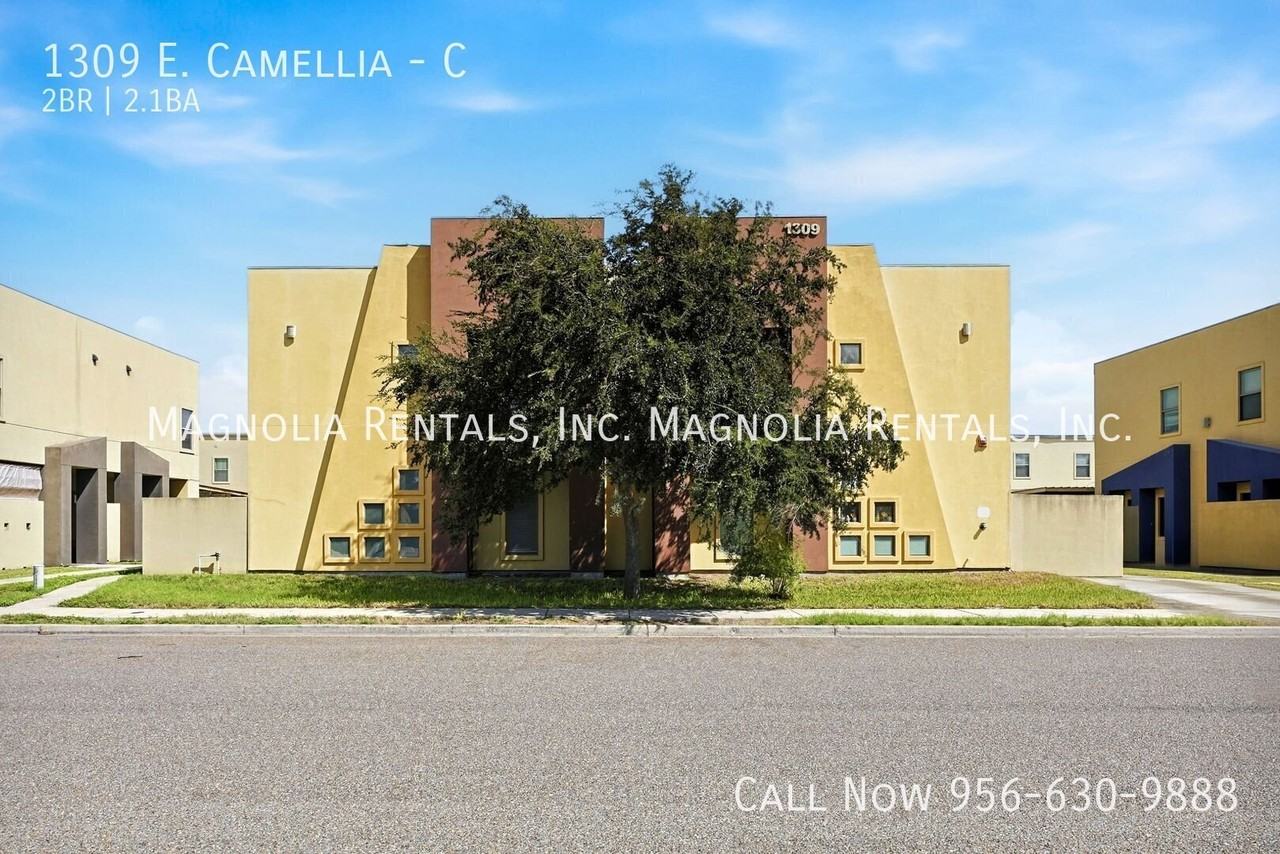 1309 E Camellia Ave #C
