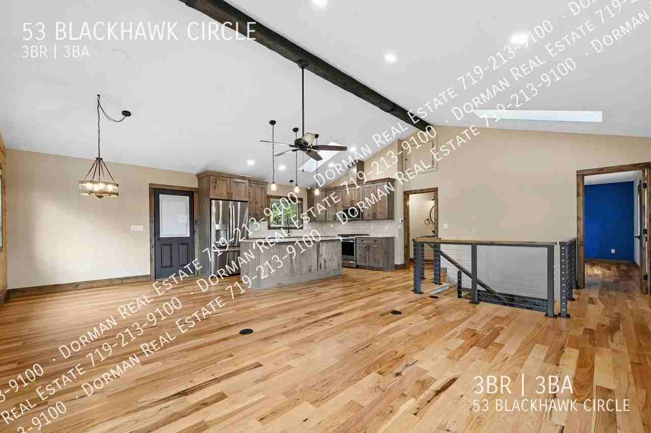 53 Blackhawk Cir - Photo 2 of 33