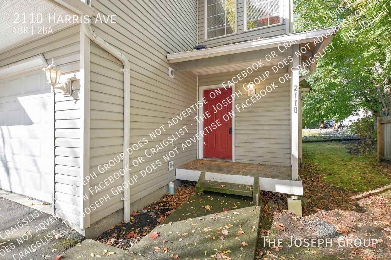 2110 Harris Ave - Photo 4 of 22